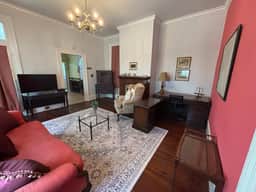 Quaint Victorian Apartment in Downtown Charleston - Image 3