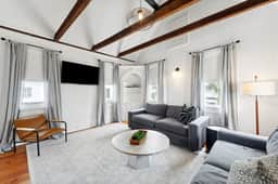 Downtown 3BR with New Private Plunge Pool and Garden - Image 5
