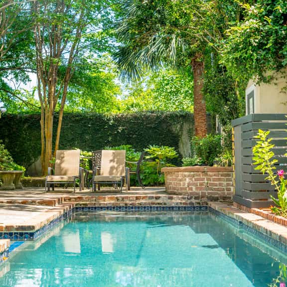 Courtyard Suite with Tranquil Garden & Heated Pool - Image 1