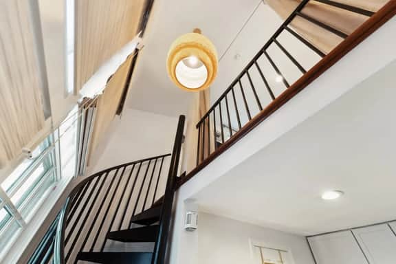 Exclusive Open Loft in Downtown Charleston - Image 2