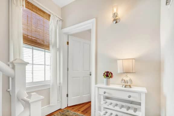 Bright & Secluded Apartment with Pool Access - Image 3