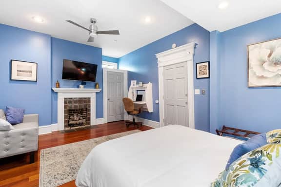 ♥Home Too♥ in downtown Charleston, by MUSC - Image 2