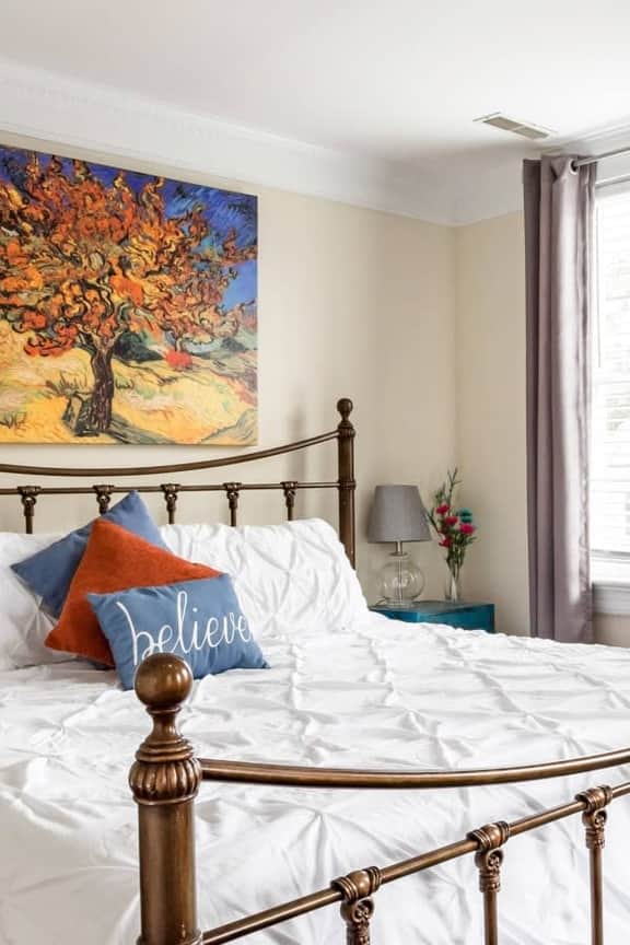 Beautiful Suite with Parking in Downtown Charleston - Image 2