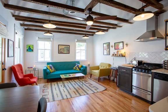 Beautiful Art Villa in Historic Charleston, SC - Image 4