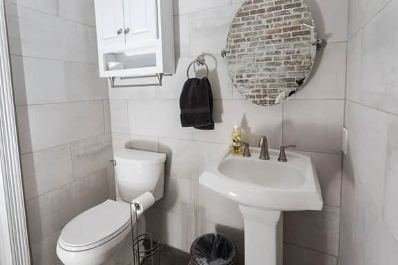 Quiet MINI Suite with new HEATED POOL - Image 2