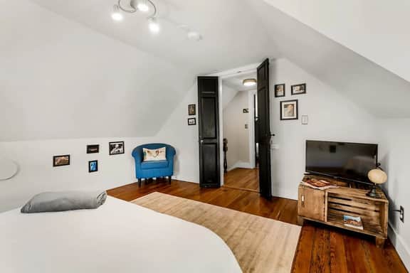 ⭐The Blues Room - Downtown by MUSC⭐ - Image 3